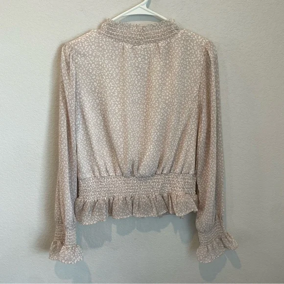 Japna Cream Long Sleeve Blouse with Smocked Ruffles Women’s Size Large - Picture 8 of 8